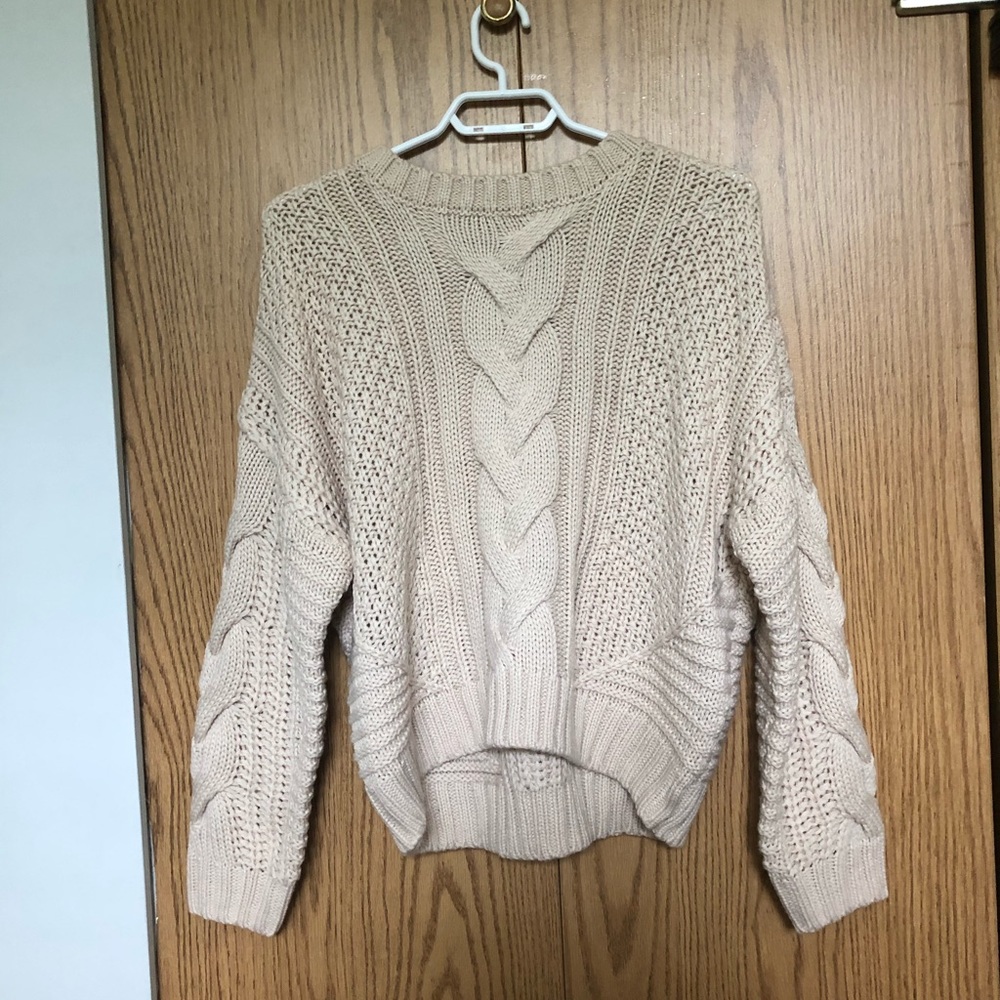 FOREVER21 KNIT SWEATER
